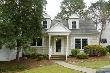Main picture of 23 Colonial Pines Cir