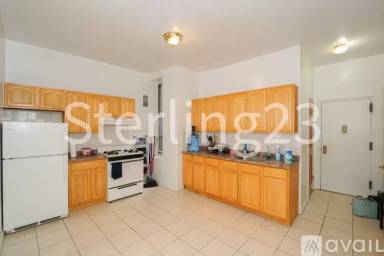 Main picture of 2610 Hoyt Ave S