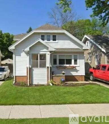 Main picture of 2412 Jerome Blvd