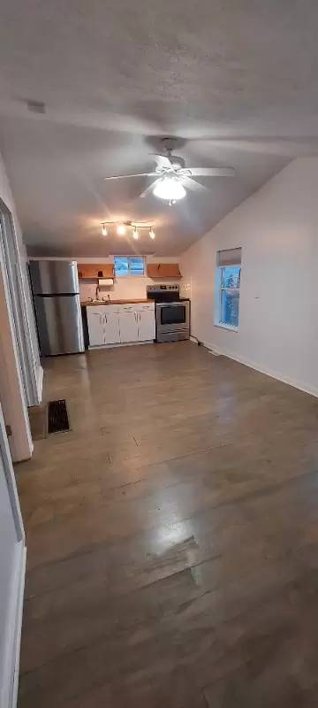Main picture of 625 Columbus Ave