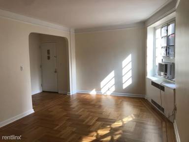 Main picture of 1 Jane St