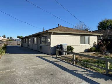 Main picture of 303 Perrymont Ave