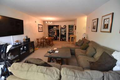 Main picture of 80 Pleasant St