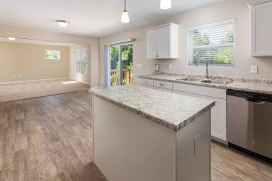 Main picture of 10136 Castle Creek Cir