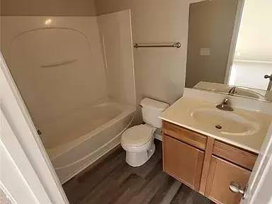 Main picture of 5580 Farm House Trl