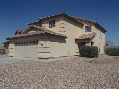 Main picture of 275 N 221st Ave