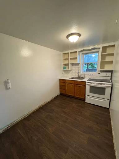 Main picture of 1300 5th Ave N