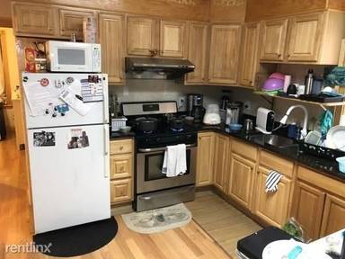 Main picture of 11 Tabor Pl