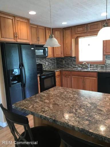 Main picture of 145 151 Caston Rd