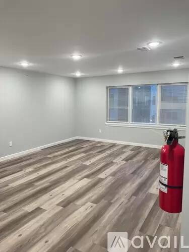 Main picture of 188 Lafayette St