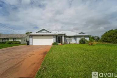 Main picture of 2366 SW Alminar St