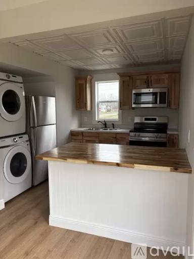 Main picture of 161 Horseheads Blvd