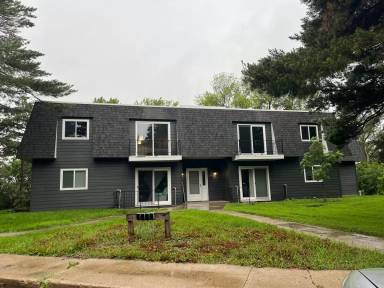 Main picture of 313 4th St NW