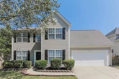Main picture of 7223 Claiborne Woods Rd