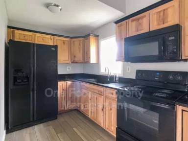Main picture of 515 E 2nd Ave