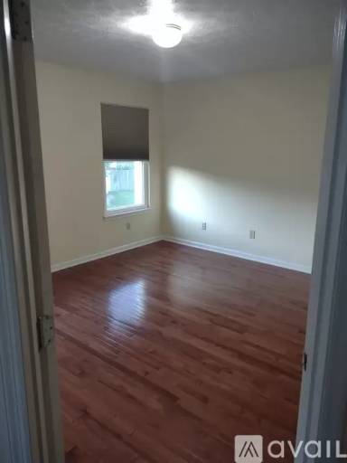 Main picture of 2539 Mackenzie Ln