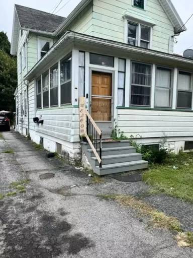 Main picture of 7 Bauer St