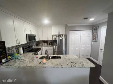Main picture of 12560 SW 53rd Ct