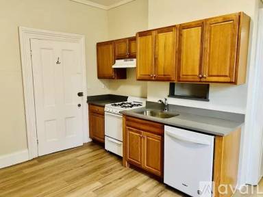 Main picture of 22 Cottage Pl