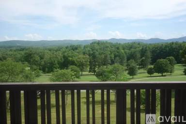 Main picture of 120 Bent Tree Dr