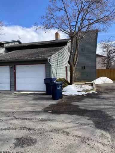 Main picture of 210A S 16th Ave