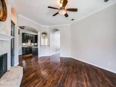 Main picture of 3014 Abbey Ln