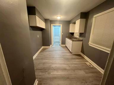 Main picture of 220 N 38th St