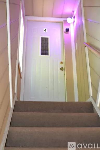 Main picture of 604 N 2nd St