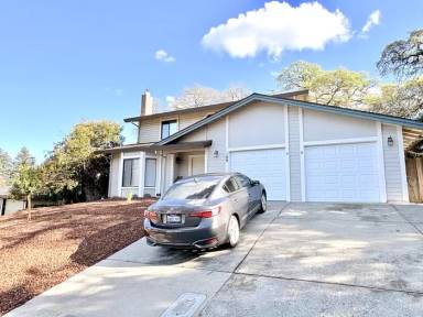Main picture of 109 Johnston Ct