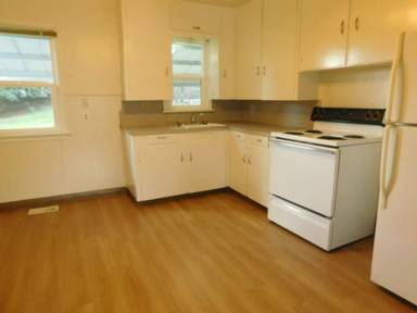 Main picture of 360 Madrona Ave S