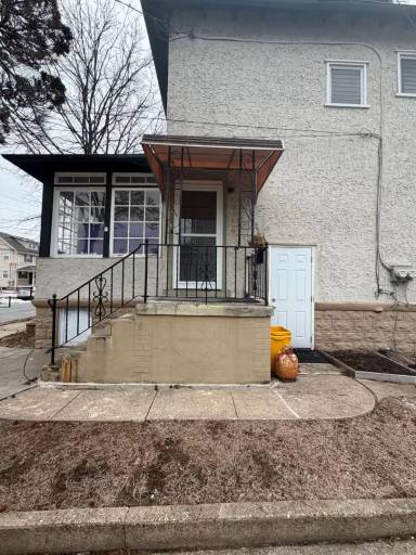 Main picture of 1010 Chestnut St
