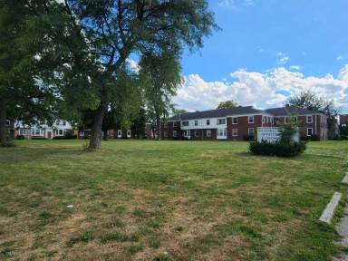 Main picture of 11540 La Salle Blvd