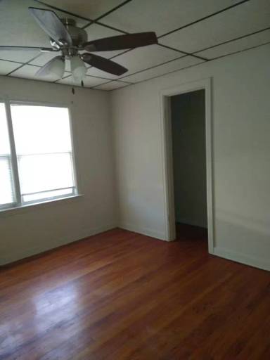 Main picture of 307 S Van Doren St