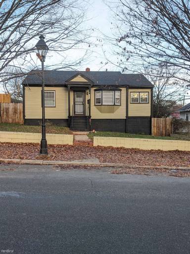 Main picture of 1903 Dinwiddie Ave
