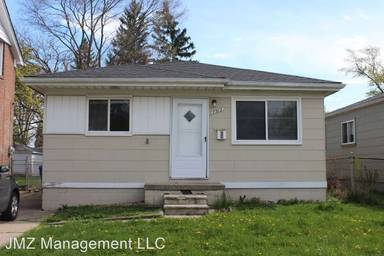 Main picture of 7512 Republic Ave