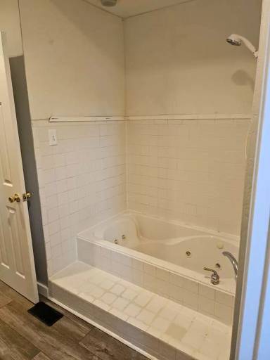 Main picture of 1208 Henning Ave