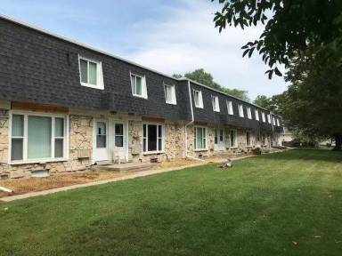 Main picture of 701-717 S Timmers Ln