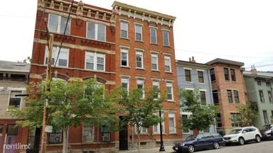Main picture of 1325 Pendleton St