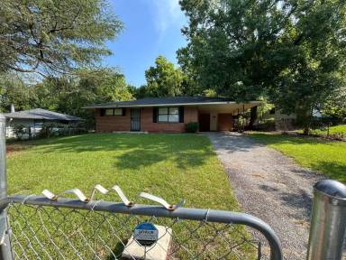 Main picture of 1623 Sherrill Dr