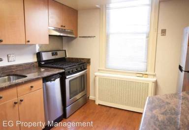 Main picture of 1326 S Broad St