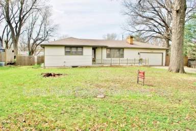 Main picture of 5516 Appleton Ave