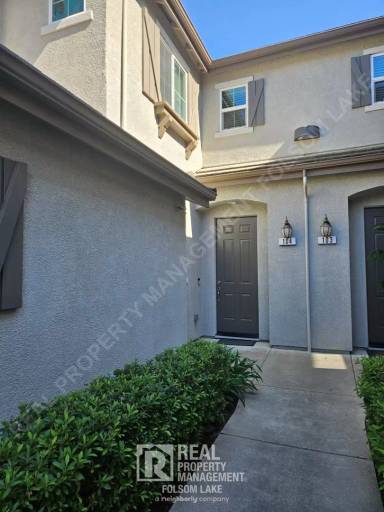 Main picture of 104 Rodin Ln