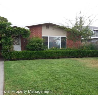 Main picture of 572 E Cross Ave