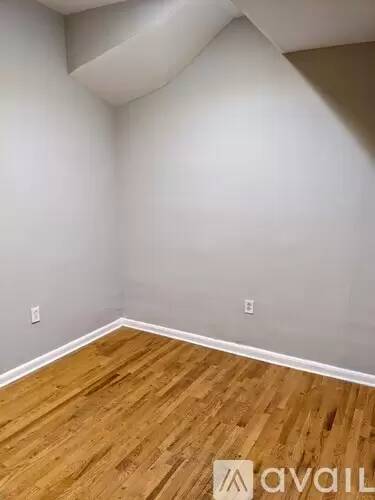Main picture of 4312 W Adams St