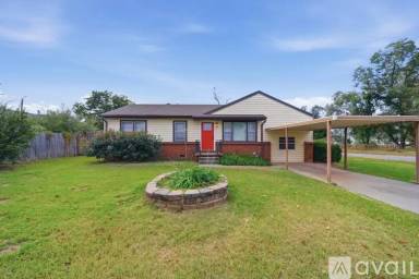 Main picture of 702 E Karma Ave