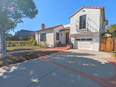 Main picture of 210 Avila Rd