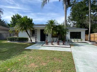 Main picture of 426 Davis Dr