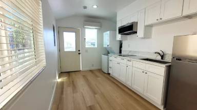 Main picture of 4464 51st St