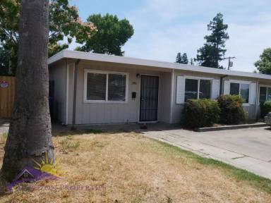 Main picture of 2806 Lerwick Rd