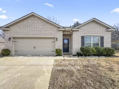 Main picture of 160 Aberdeen Dr